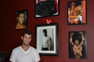 Em seu quarto em Miami.