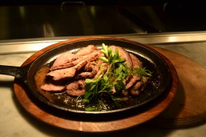 Picanha na chapa. Foto de Carla Guarilha