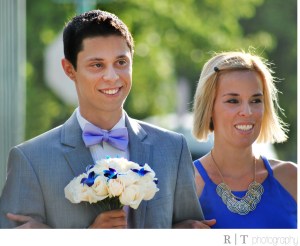 Felipe com a irmã Claudia, na festa de seu casamento com Juan